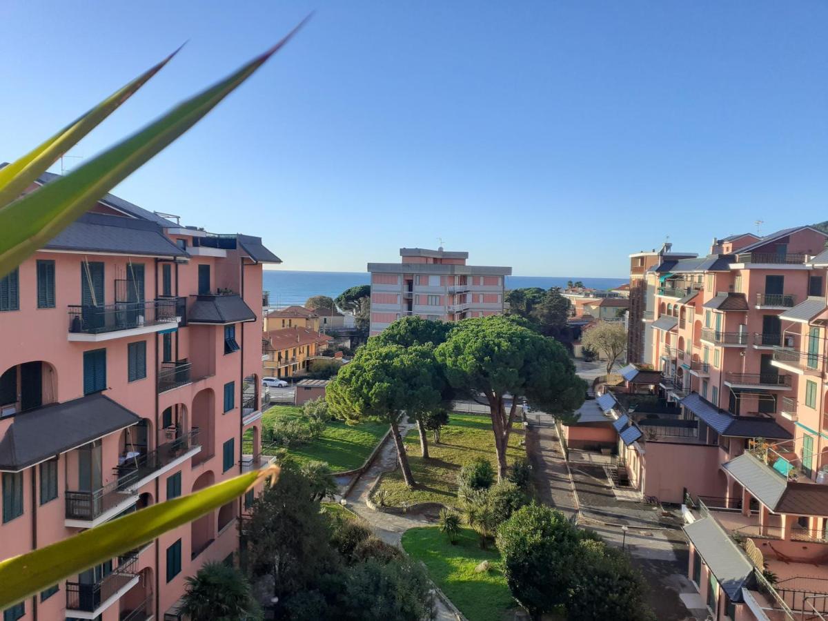 Andora Fronte Mare Apartamento Exterior foto